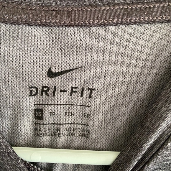 NWOT Nike Dri-Fit Long Sleeve - Picture 2 of 2